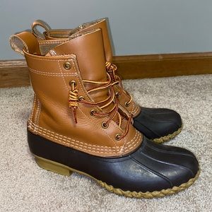 EUC Women’s Bean Boots, 8” Thinsulate